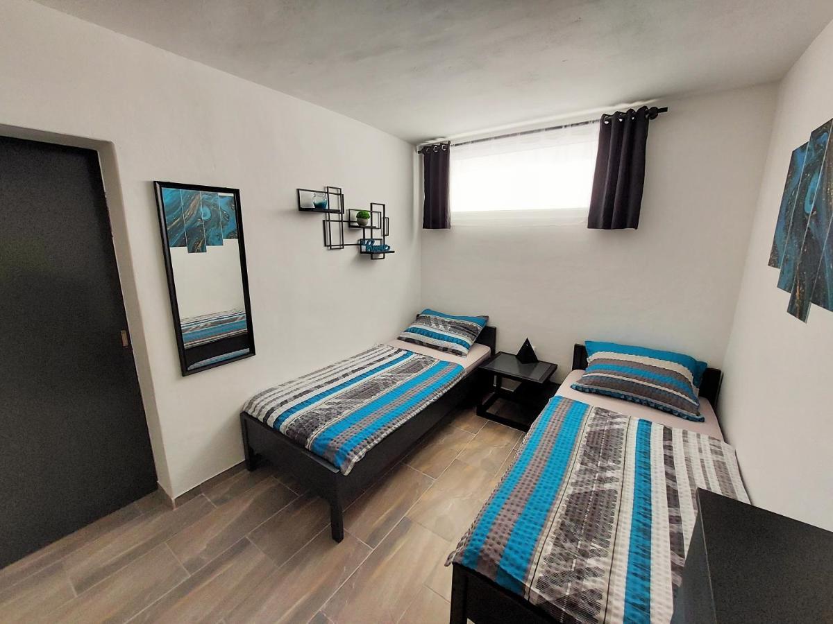 Apartments Maltasic Vir Esterno foto
